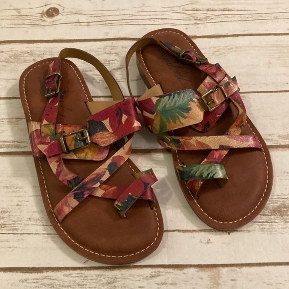 Patricia Nash Women’s Fidella Spring Multicolor Floral Sandals Size 6